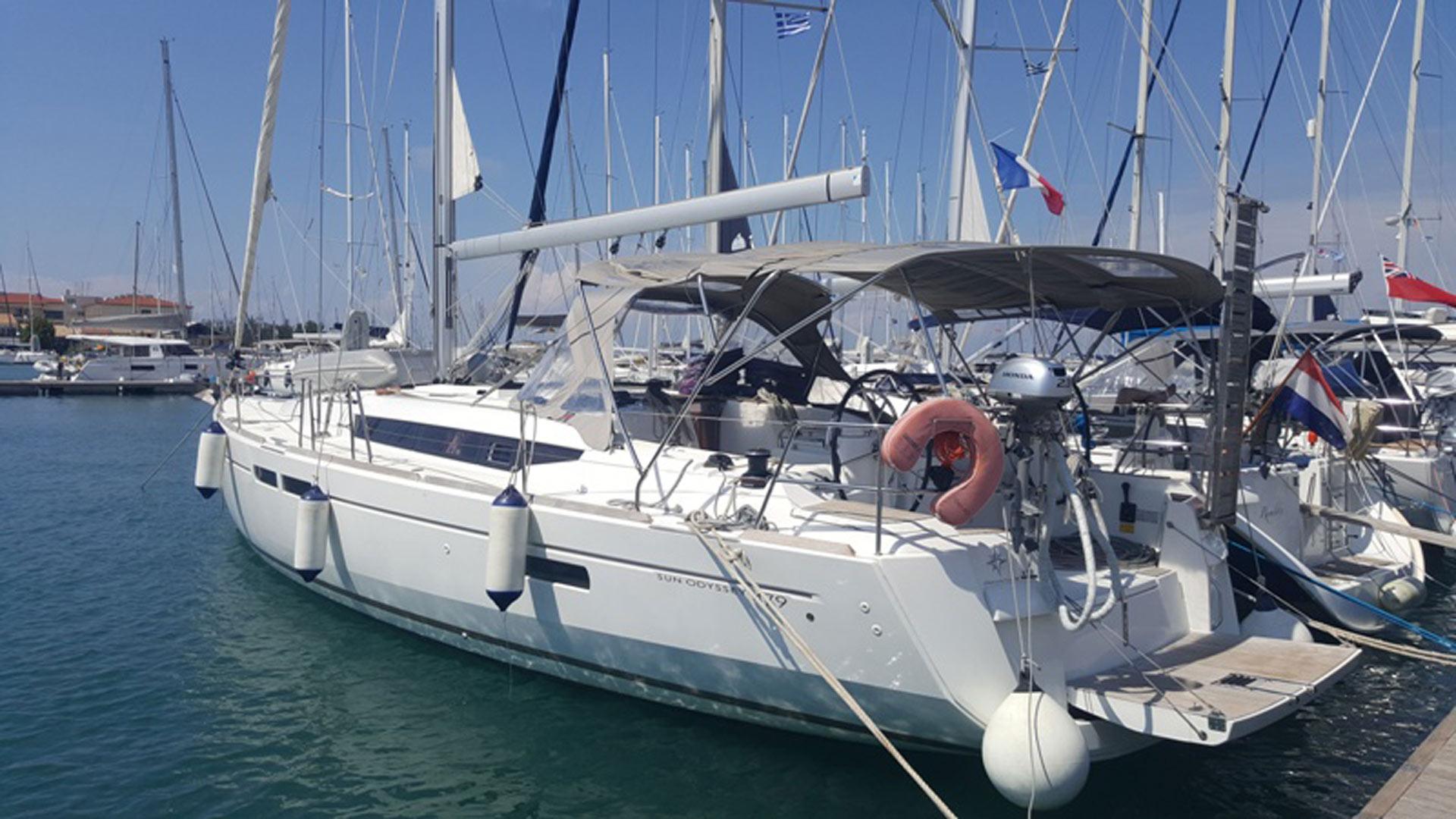 Athens Gold Yachting - / Yolo - Sun Odyssey 479