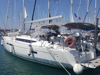 Athens Gold Yachting - Yolo sailboat