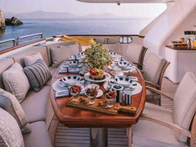 Athens Gold Yachting - Motor Yacht OAK 